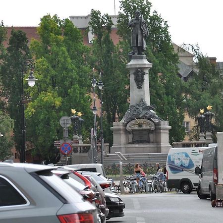 Stare Miasto - Trebacka ワルシャワ エクステリア 写真